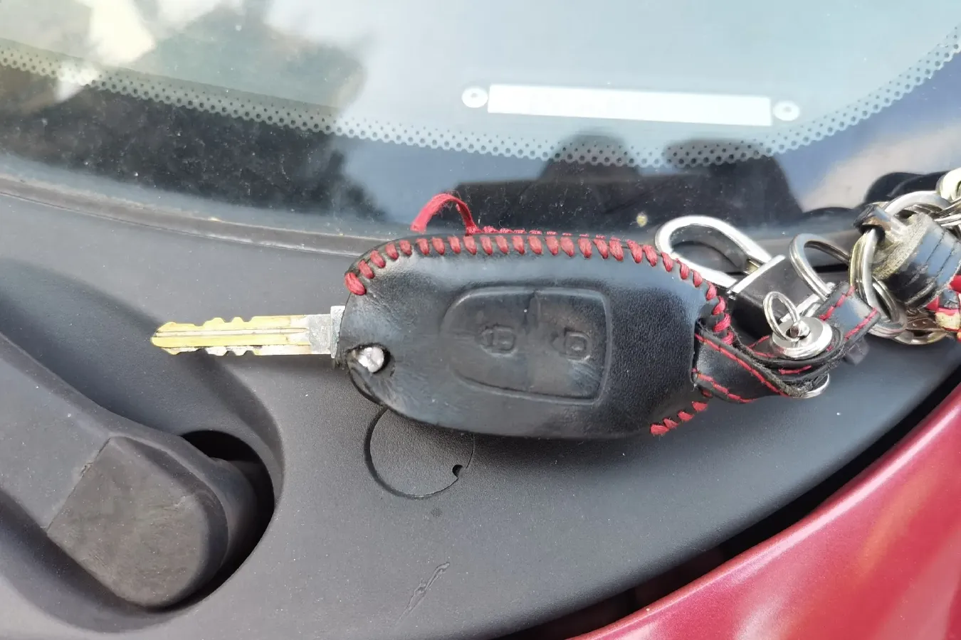 2012 BaoJun LeChi 1.2L 86HP L4 5MT,autocango,china used car exporter,china ev exporter,chinese used car exporter,chinese used ev exporter