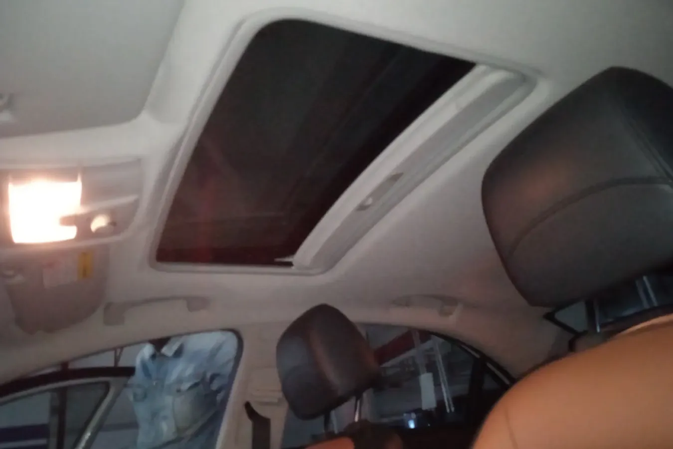 2016 Roewe e550 1.5L 109HP L4 2AT PHEV 12KWH,autocango,china used car exporter,china ev exporter,chinese used car exporter,chinese used ev exporter