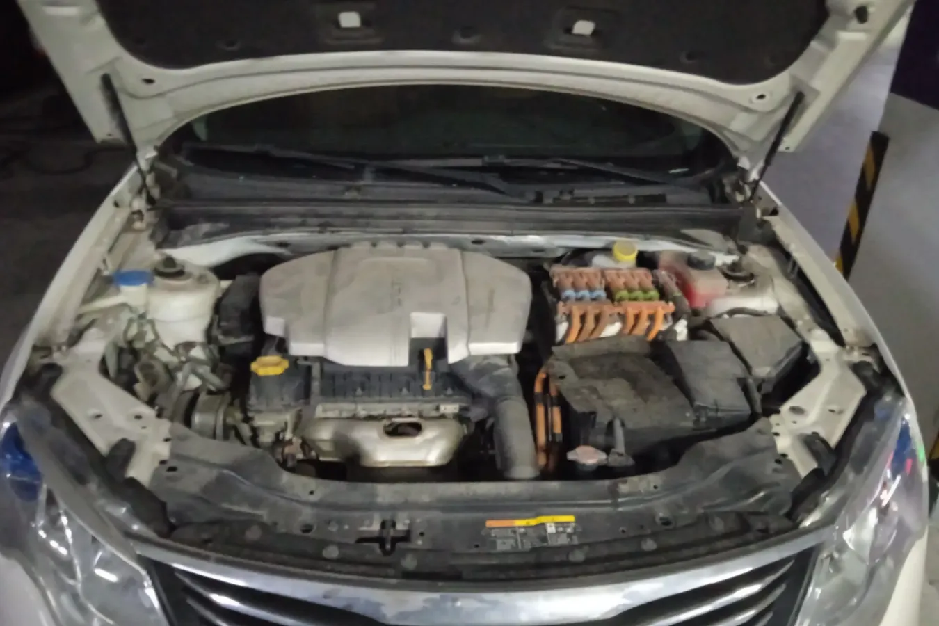 2016 Roewe e550 1.5L 109HP L4 2AT PHEV 12KWH,autocango,china used car exporter,china ev exporter,chinese used car exporter,chinese used ev exporter