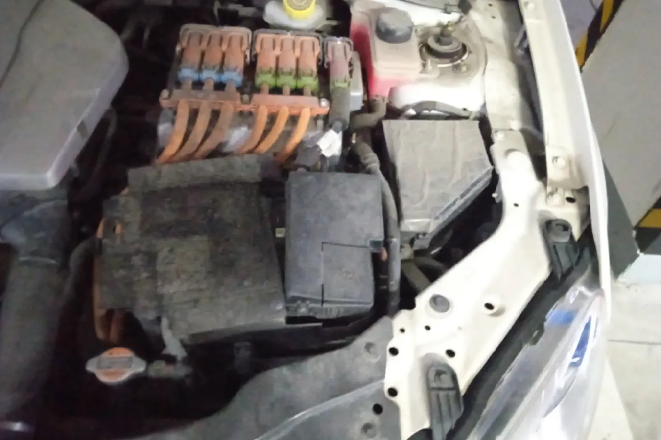 2016 Roewe e550 1.5L 109HP L4 2AT PHEV 12KWH,autocango,china used car exporter,china ev exporter,chinese used car exporter,chinese used ev exporter