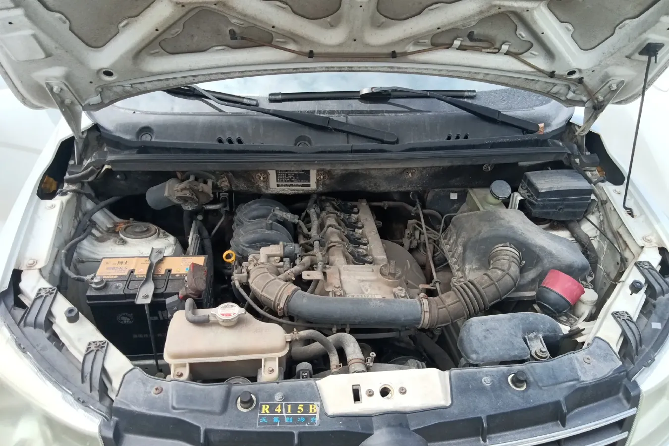 2014 DongFeng Fengon Fengon 330 1.5L 109HP L4 5MT,autocango,china used car exporter,china ev exporter,chinese used car exporter,chinese used ev exporter