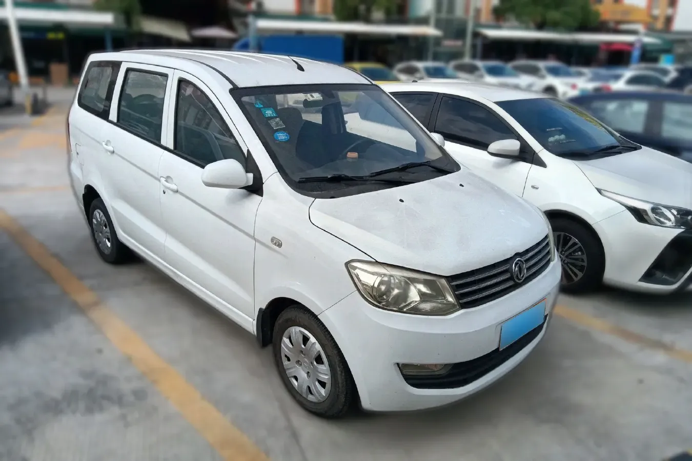 2014 DongFeng Fengon Fengon 330 1.5L 109HP L4 5MT,autocango,china used car exporter,china ev exporter,chinese used car exporter,chinese used ev exporter