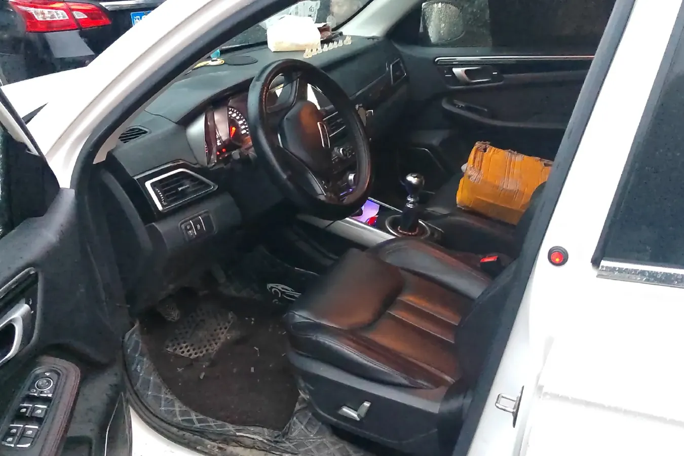 2017 Zotye Damy X5 1.5T 150HP L4 5MT,autocango,china used car exporter,china ev exporter,chinese used car exporter,chinese used ev exporter