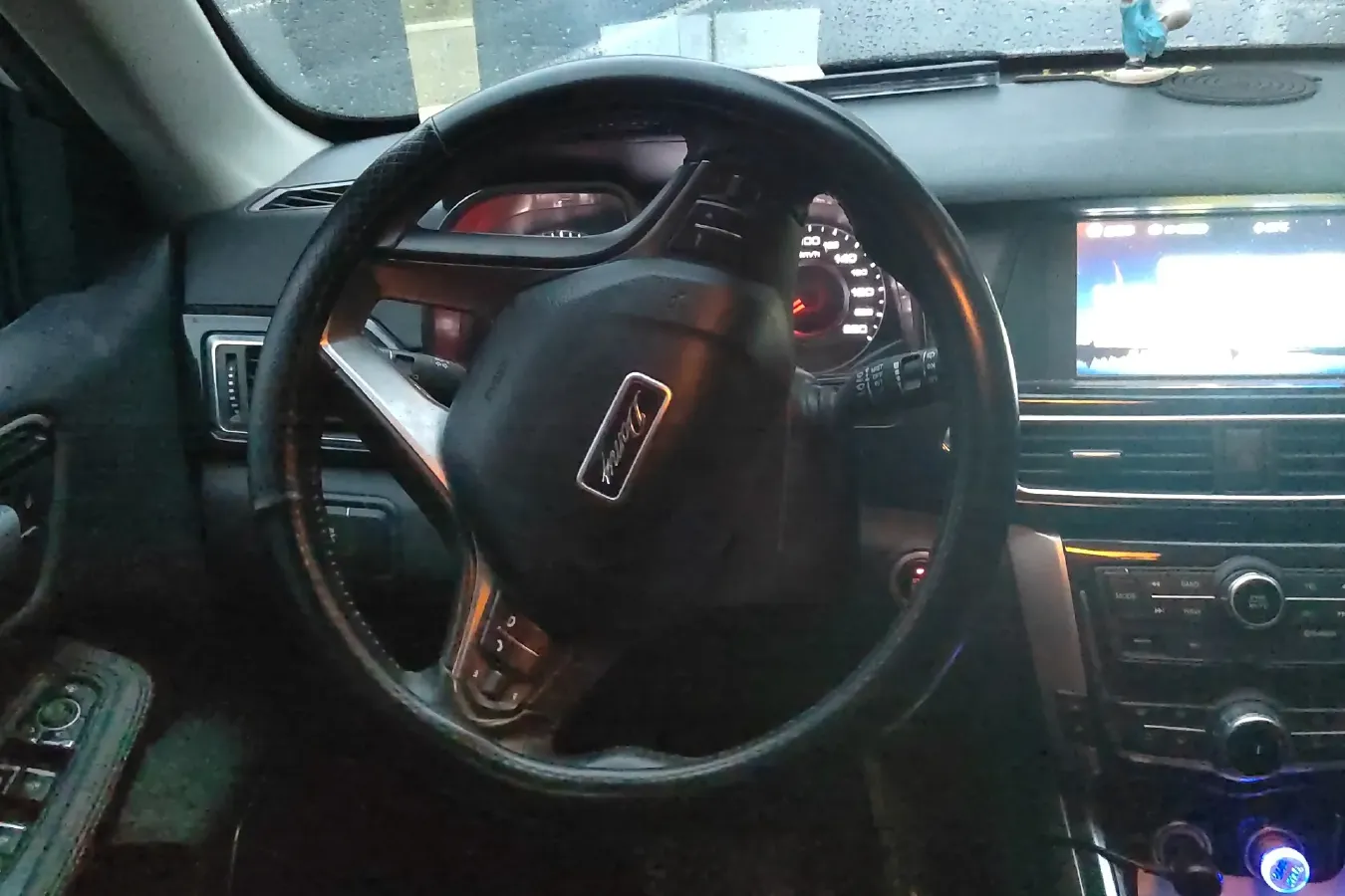 2017 Zotye Damy X5 1.5T 150HP L4 5MT,autocango,china used car exporter,china ev exporter,chinese used car exporter,chinese used ev exporter