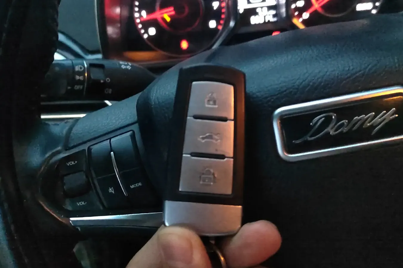 2017 Zotye Damy X5 1.5T 150HP L4 5MT,autocango,china used car exporter,china ev exporter,chinese used car exporter,chinese used ev exporter