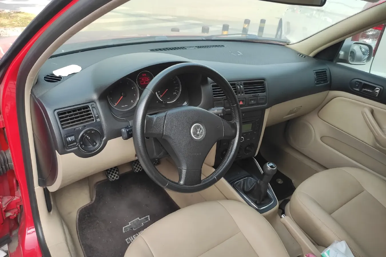 2006 Volkswagen Bora Classic 1.6L 100HP L4 5MT,autocango,china used car exporter,china ev exporter,chinese used car exporter,chinese used ev exporter