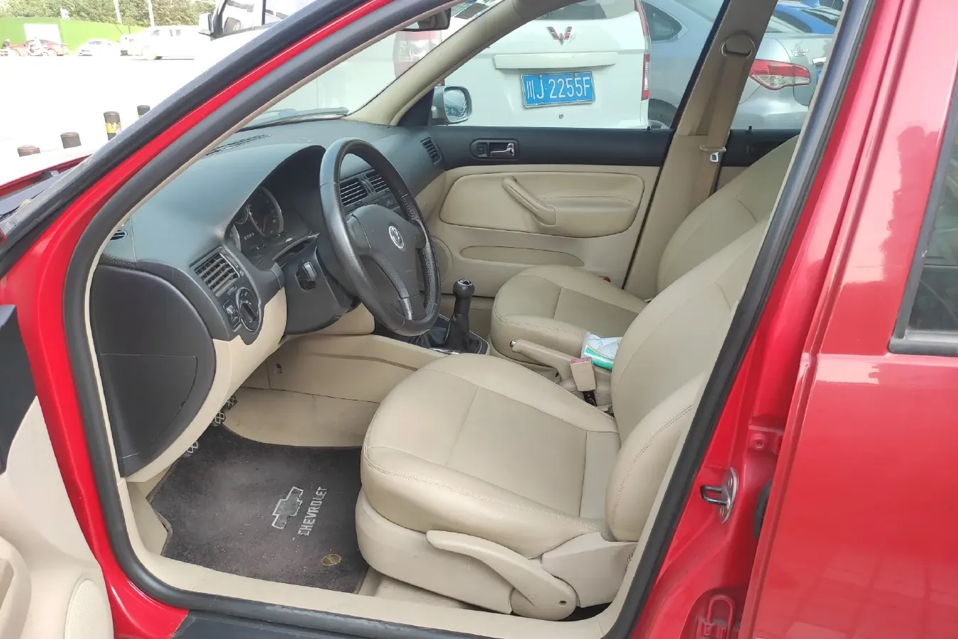 2006 Volkswagen Bora Classic 1.6L 100HP L4 5MT,autocango,china used car exporter,china ev exporter,chinese used car exporter,chinese used ev exporter