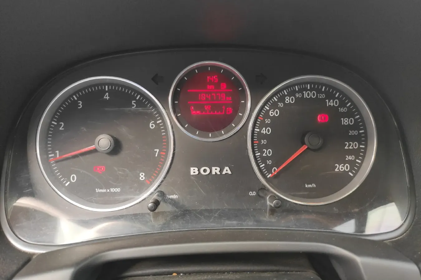 2006 Volkswagen Bora Classic 1.6L 100HP L4 5MT,autocango,china used car exporter,china ev exporter,chinese used car exporter,chinese used ev exporter