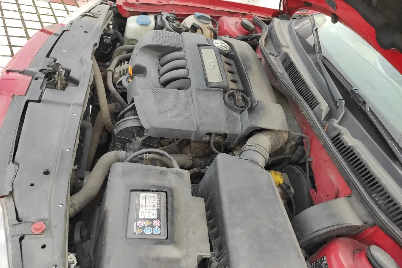 2006 Volkswagen Bora Classic 1.6L 100HP L4 5MT,autocango,china used car exporter,china ev exporter,chinese used car exporter,chinese used ev exporter