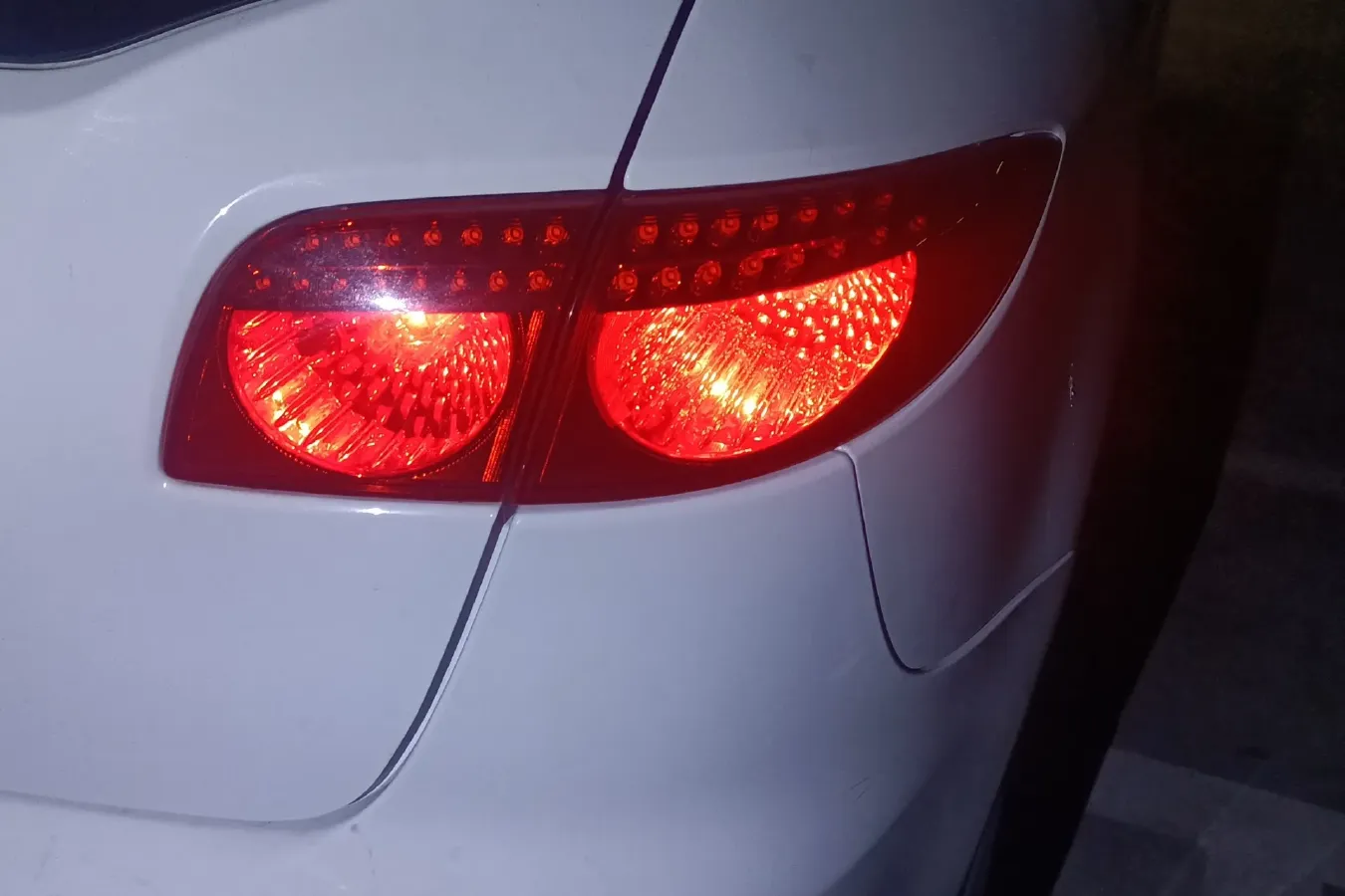 2011 Luxgen Grand7 SUV 2.2T 178HP L4 5AT,autocango,china used car exporter,china ev exporter,chinese used car exporter,chinese used ev exporter