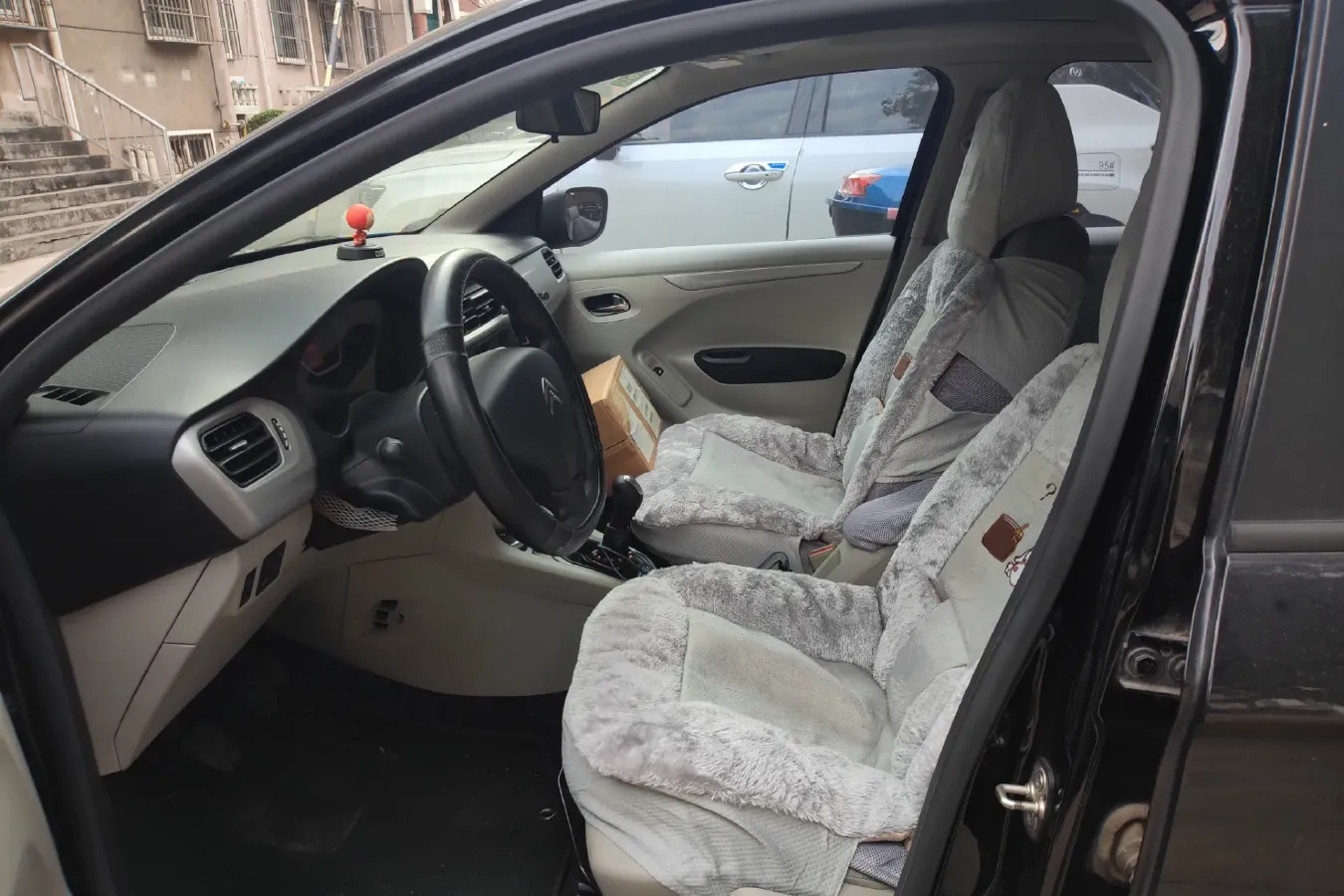 2014 Citroen Elysee 1.6L 117HP L4 5MT,autocango,china used car exporter,china ev exporter,chinese used car exporter,chinese used ev exporter