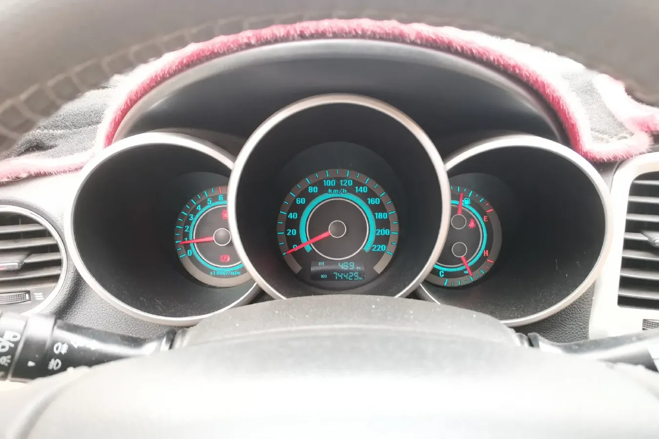 2014 ChangAn Eado 1.6L 125HP L4 4AT,autocango,china used car exporter,china ev exporter,chinese used car exporter,chinese used ev exporter