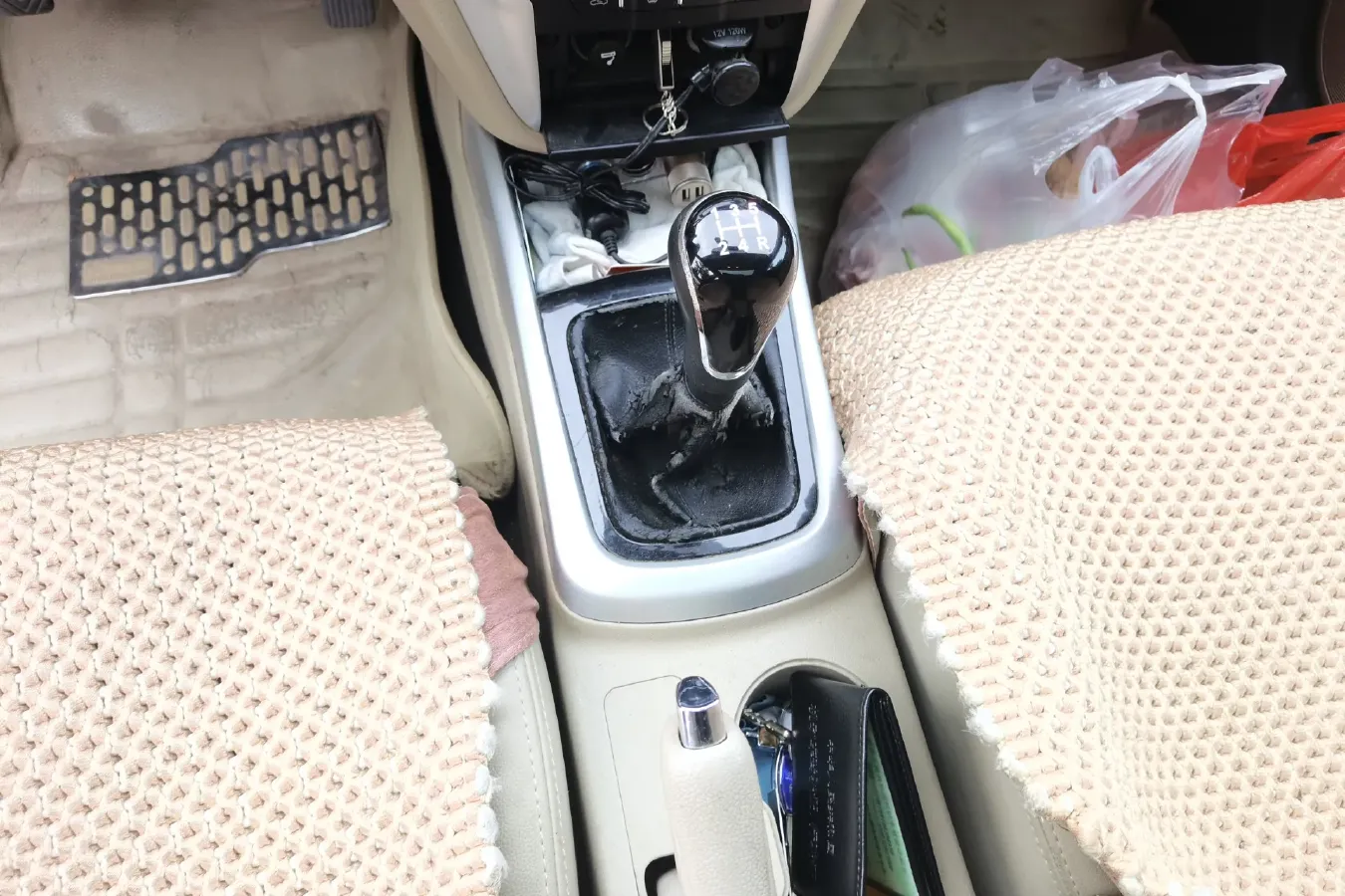 2014 ChangAn Eado 1.6L 125HP L4 4AT,autocango,china used car exporter,china ev exporter,chinese used car exporter,chinese used ev exporter