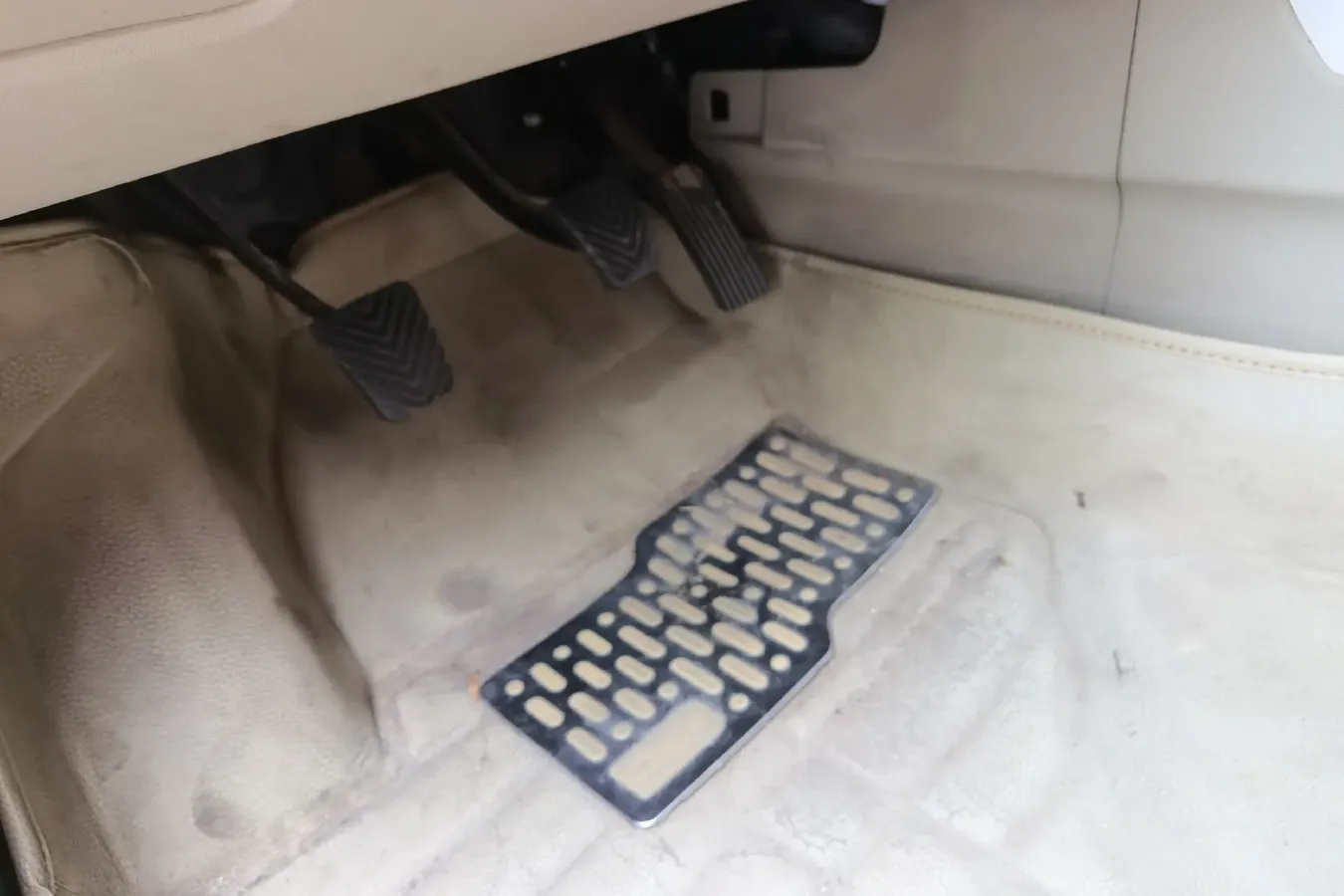 2014 ChangAn Eado 1.6L 125HP L4 4AT,autocango,china used car exporter,china ev exporter,chinese used car exporter,chinese used ev exporter