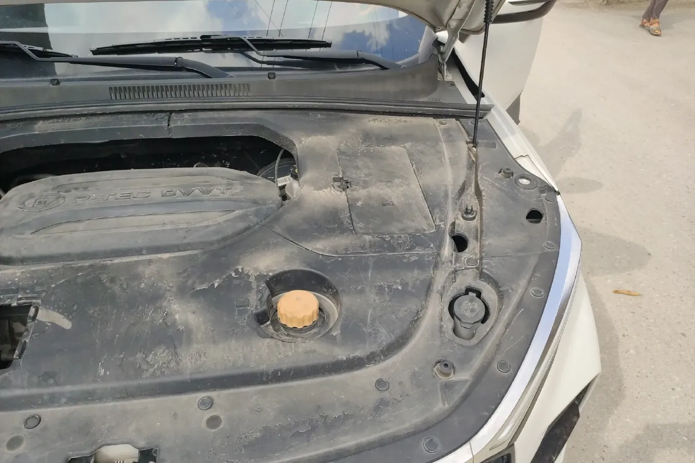 2020 BaoJun RS-3 1.5L 99HP L4 CVT,autocango,china used car exporter,china ev exporter,chinese used car exporter,chinese used ev exporter