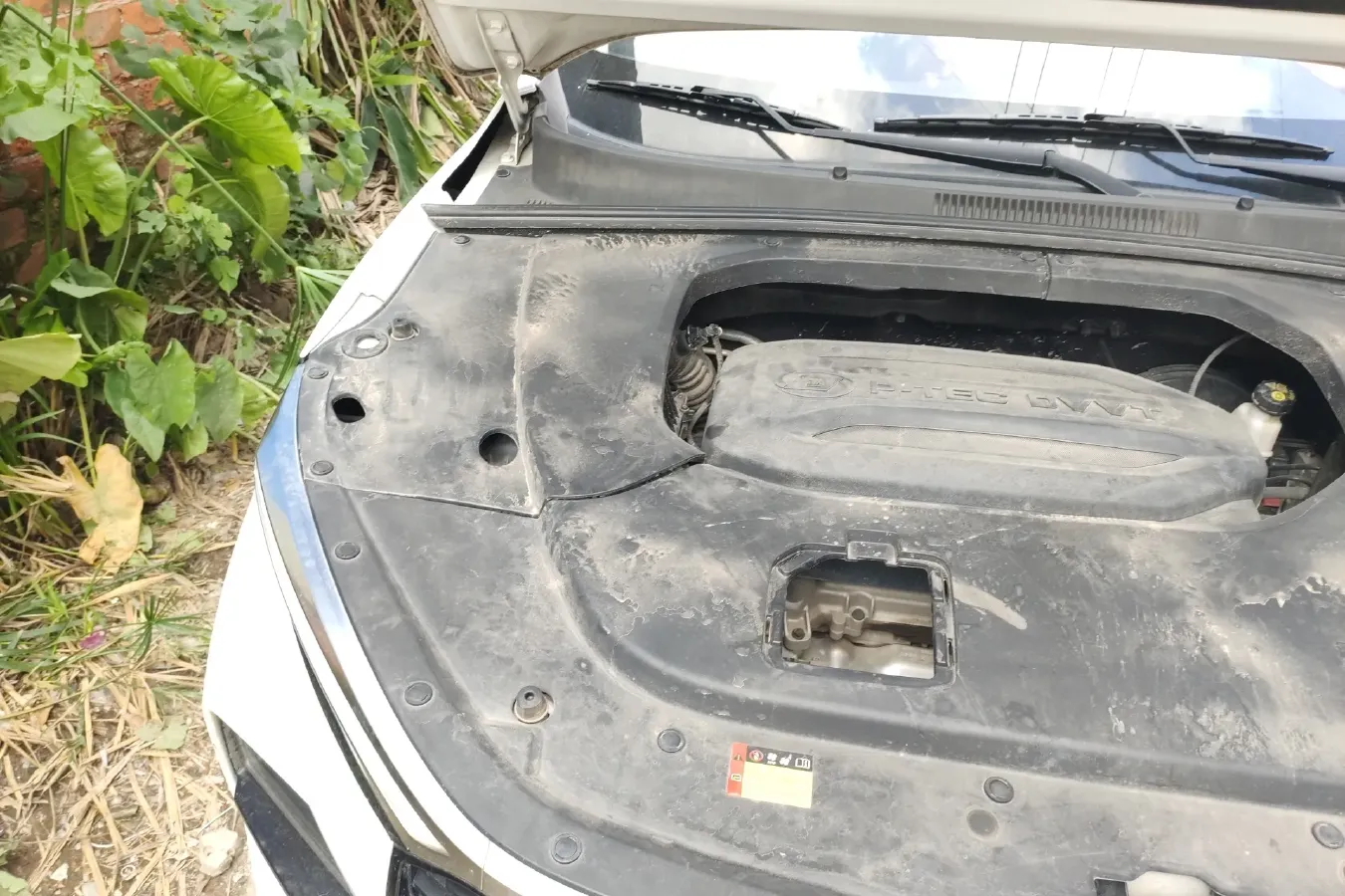 2020 BaoJun RS-3 1.5L 99HP L4 CVT,autocango,china used car exporter,china ev exporter,chinese used car exporter,chinese used ev exporter