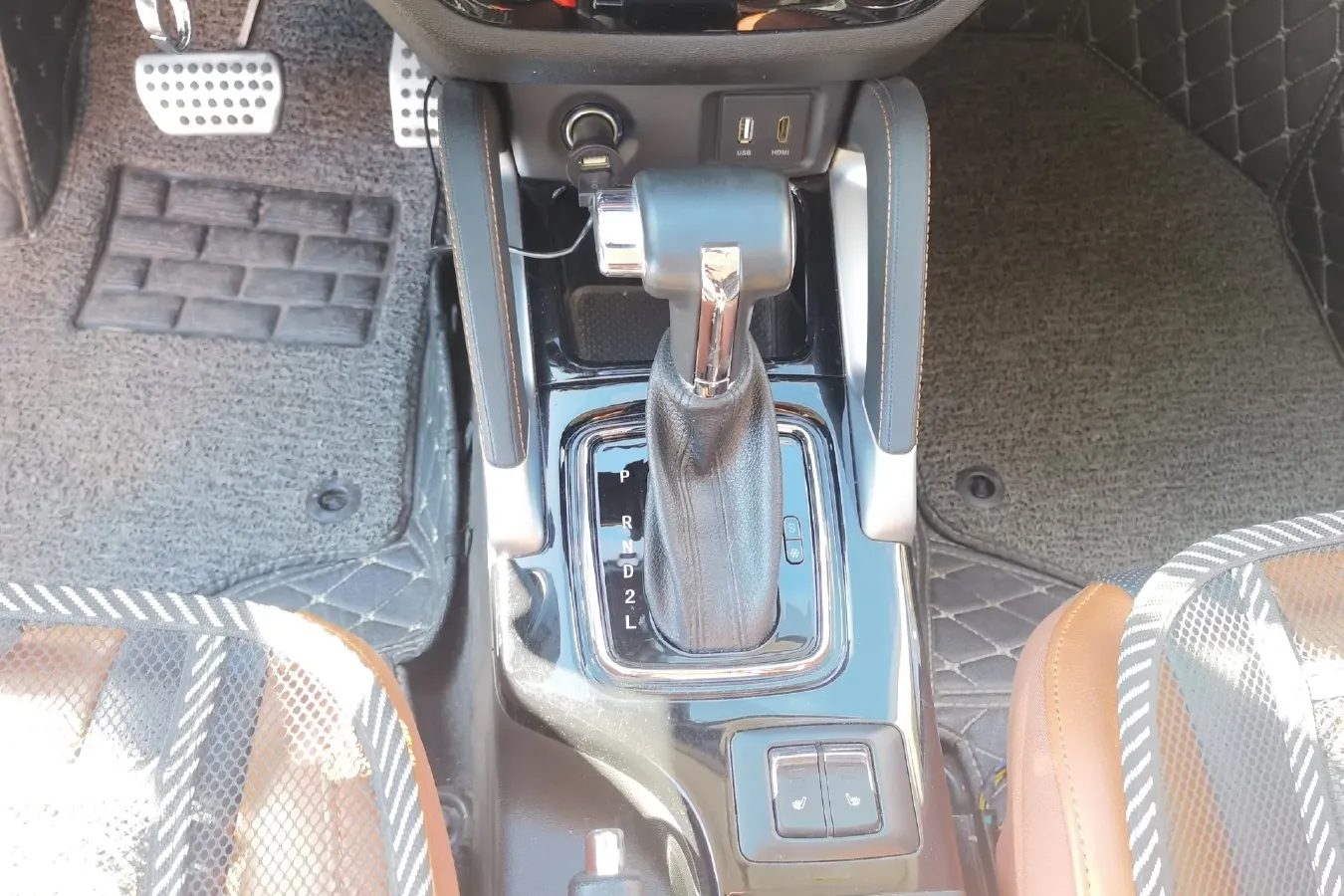 2016 BeiJing Auto Senova X35 1.5L 116HP L4 4AT,autocango,china used car exporter,china ev exporter,chinese used car exporter,chinese used ev exporter