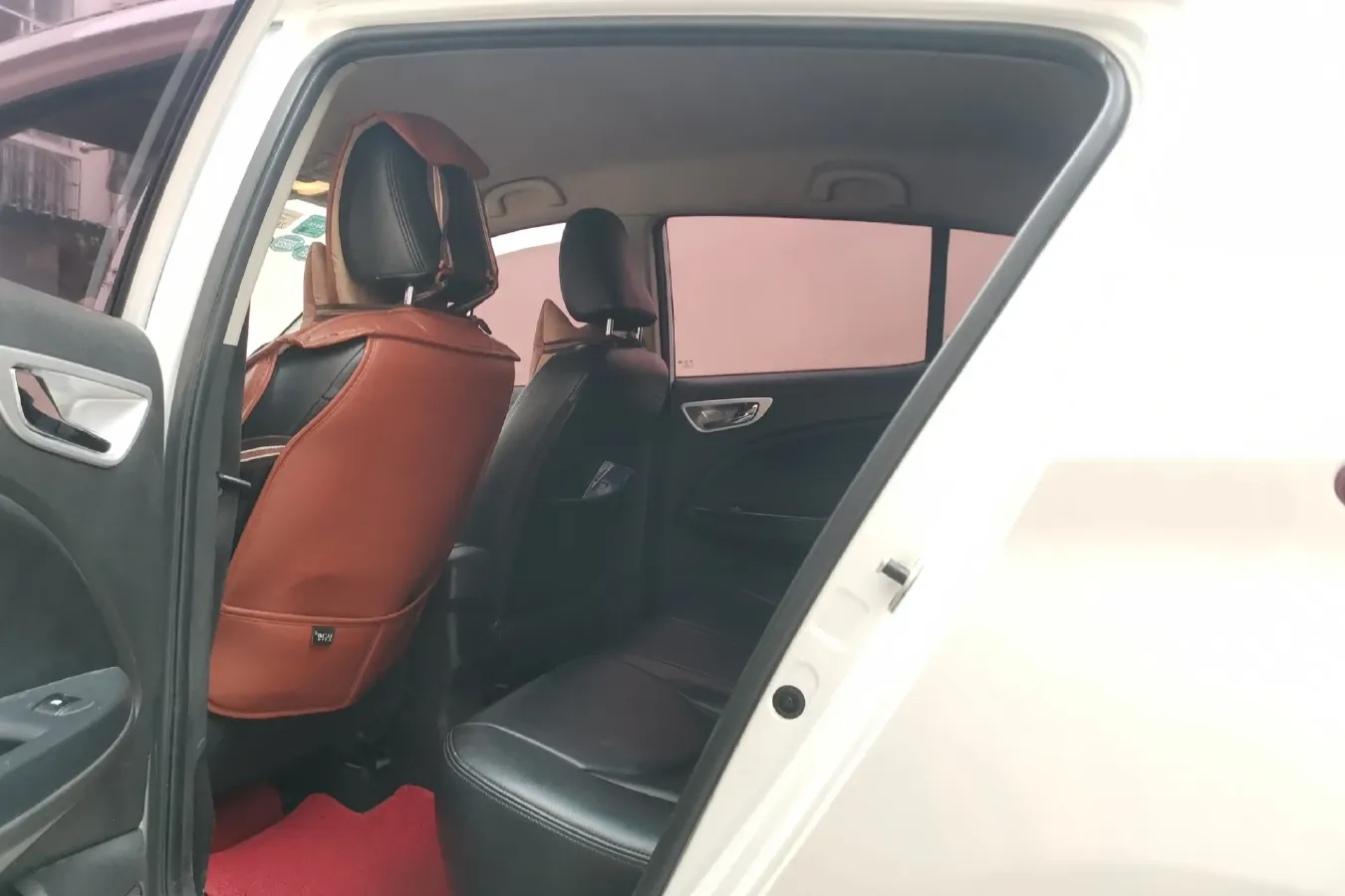 2015 FAW Jumpal D60 1.5L 102HP L4 5MT,autocango,china used car exporter,china ev exporter,chinese used car exporter,chinese used ev exporter