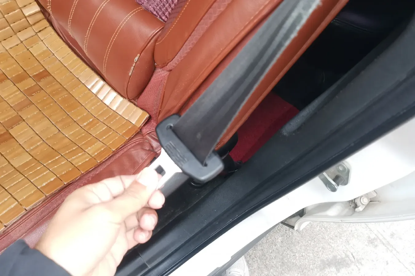 2015 FAW Jumpal D60 1.5L 102HP L4 5MT,autocango,china used car exporter,china ev exporter,chinese used car exporter,chinese used ev exporter