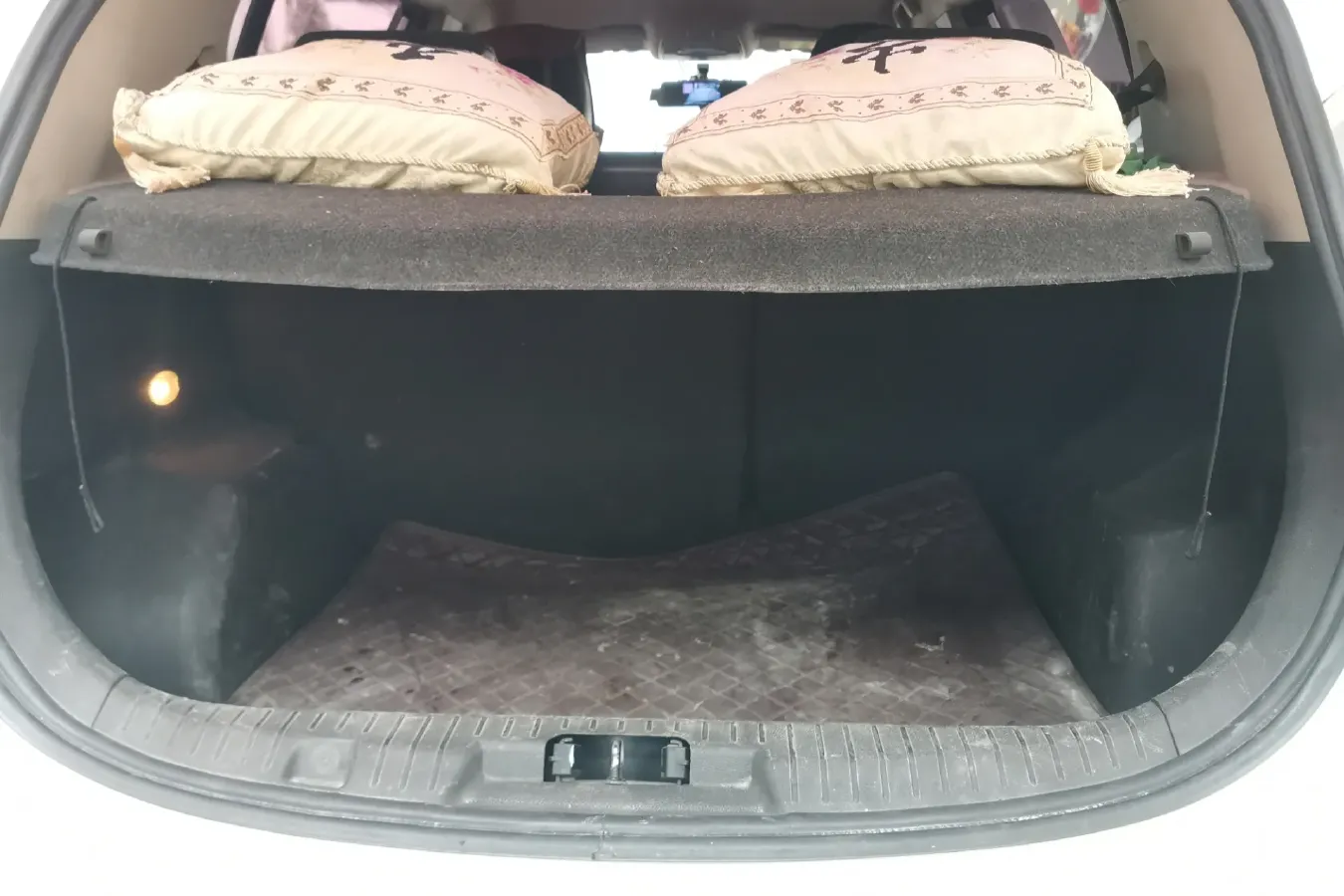 2015 FAW Jumpal D60 1.5L 102HP L4 5MT,autocango,china used car exporter,china ev exporter,chinese used car exporter,chinese used ev exporter