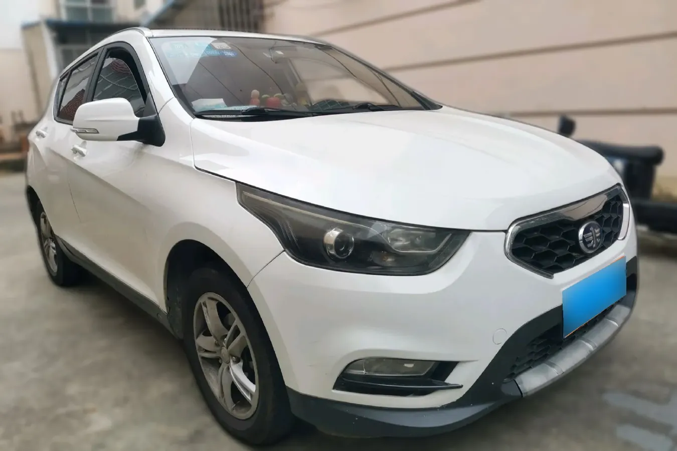 2015 FAW Jumpal D60 1.5L 102HP L4 5MT,autocango,china used car exporter,china ev exporter,chinese used car exporter,chinese used ev exporter