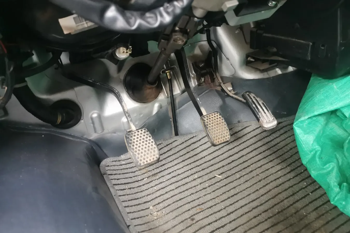 2016 ChangAn Kaicene ShenQi T20 1.5L 112HP L4 5MT,autocango,china used car exporter,china ev exporter,chinese used car exporter,chinese used ev exporter