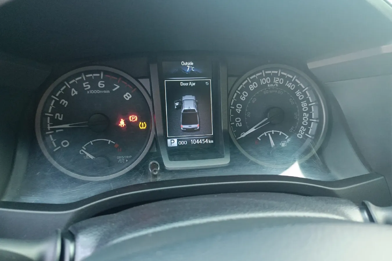 2011 Toyota Tundra 5.7L 386HP V8 6AT,autocango,china used car exporter,china ev exporter,chinese used car exporter,chinese used ev exporter