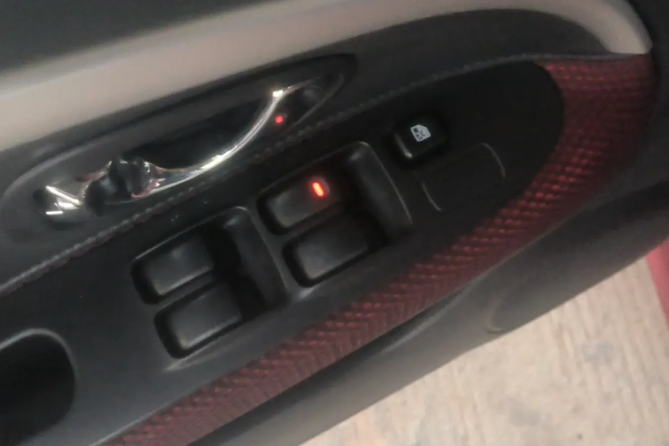 2010 Soueast V3 1.5L 120HP L4 5MT,autocango,china used car exporter,china ev exporter,chinese used car exporter,chinese used ev exporter