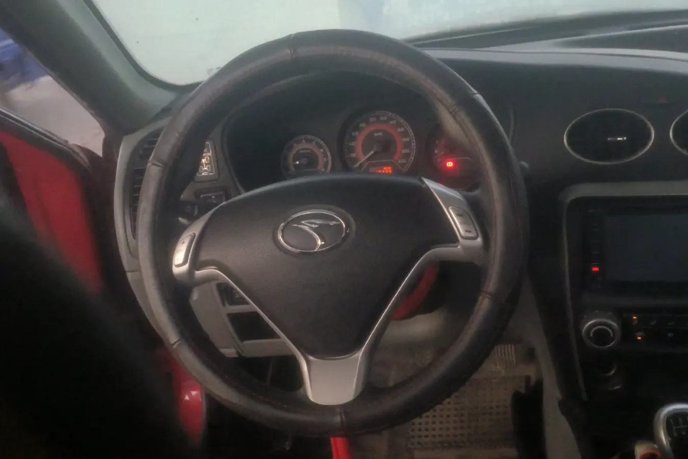 2010 Soueast V3 1.5L 120HP L4 5MT,autocango,china used car exporter,china ev exporter,chinese used car exporter,chinese used ev exporter