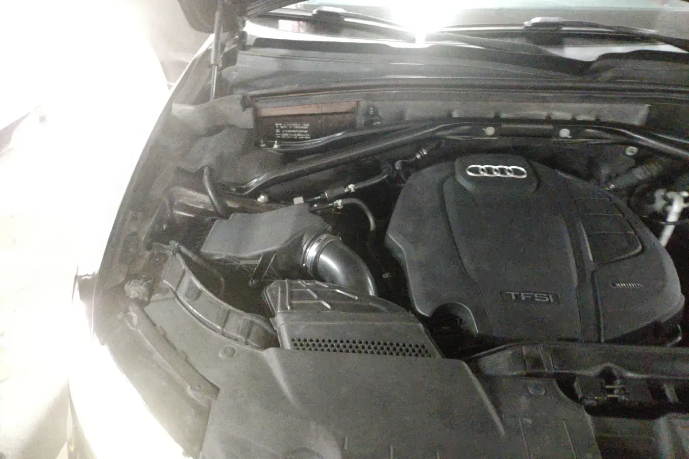 2015 Audi Q5 2.0T 224HP L4 8AT,autocango,china used car exporter,china ev exporter,chinese used car exporter,chinese used ev exporter