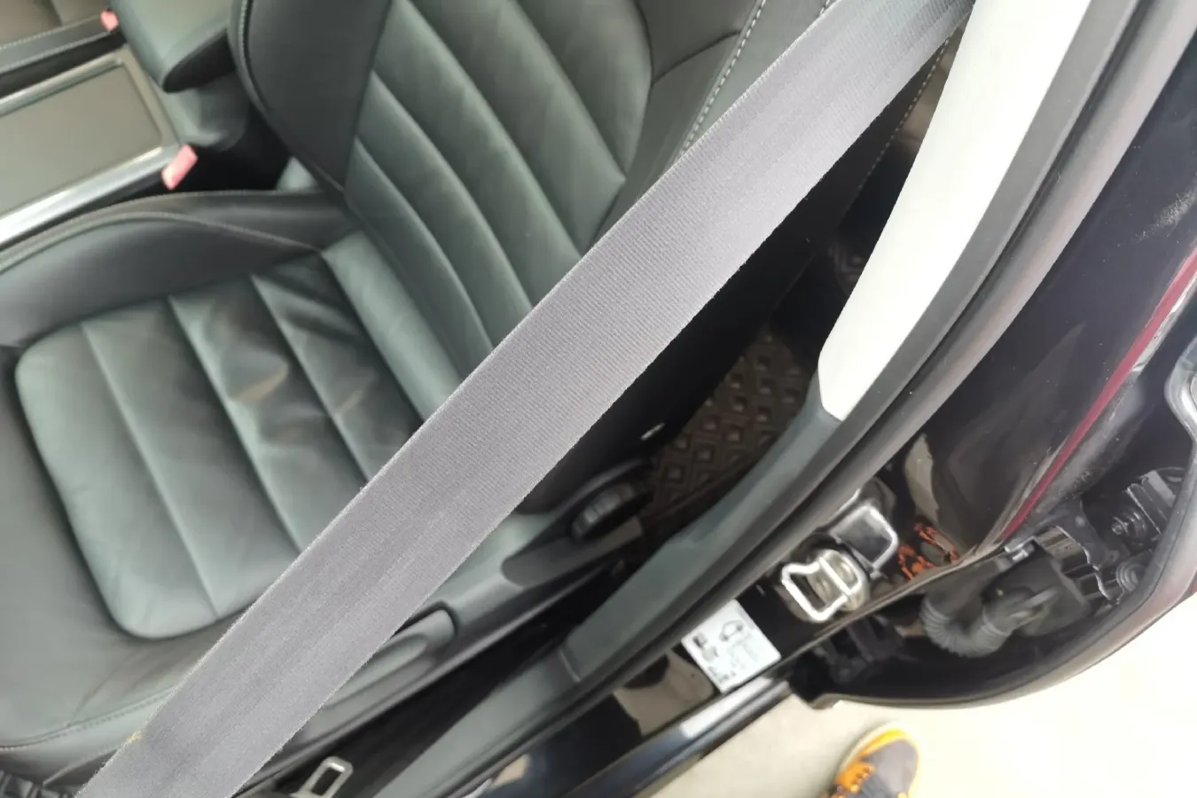 2013 Volkswagen Passat 1.8T 160HP L4 7DCT,autocango,china used car exporter,china ev exporter,chinese used car exporter,chinese used ev exporter