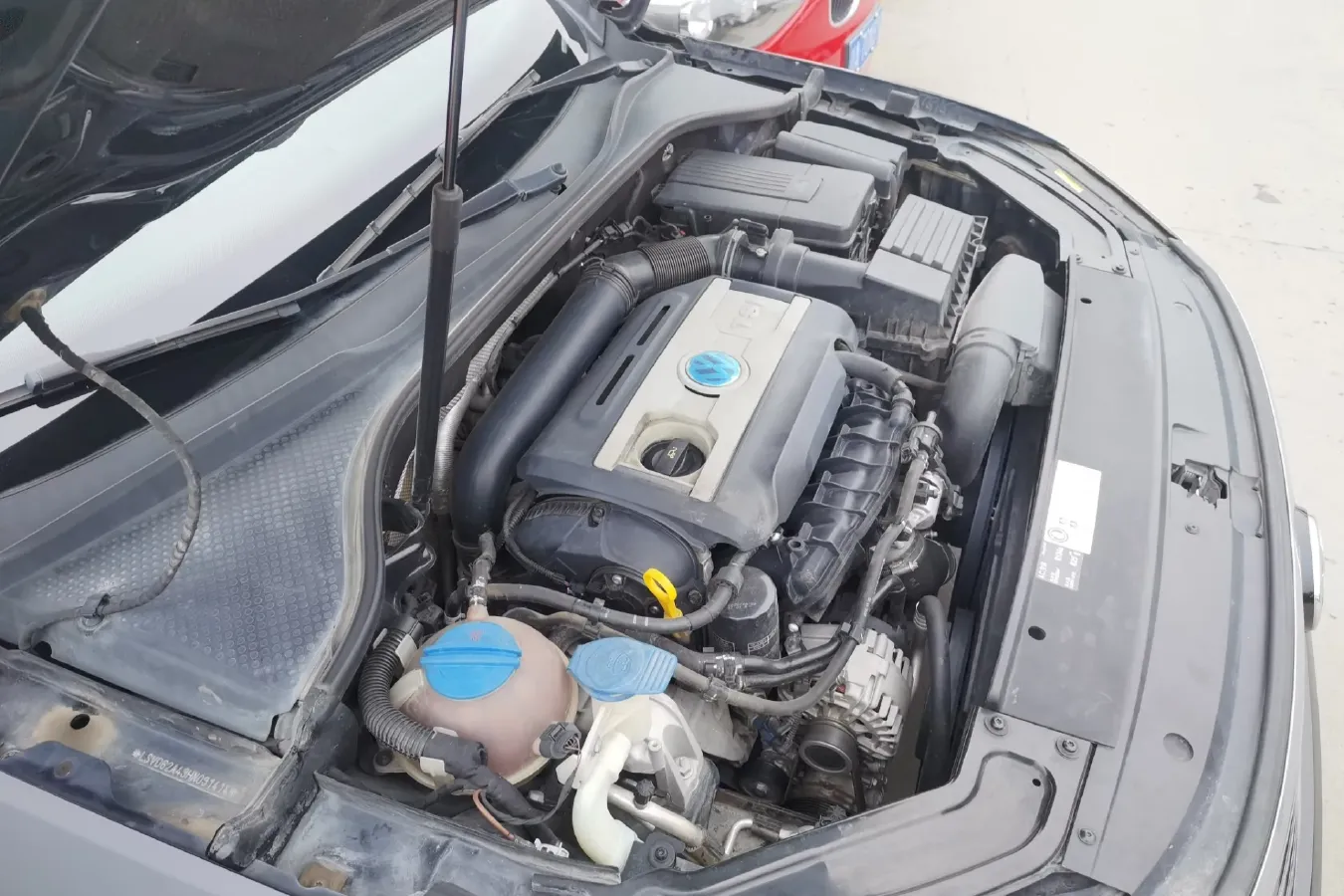 2013 Volkswagen Passat 1.8T 160HP L4 7DCT,autocango,china used car exporter,china ev exporter,chinese used car exporter,chinese used ev exporter