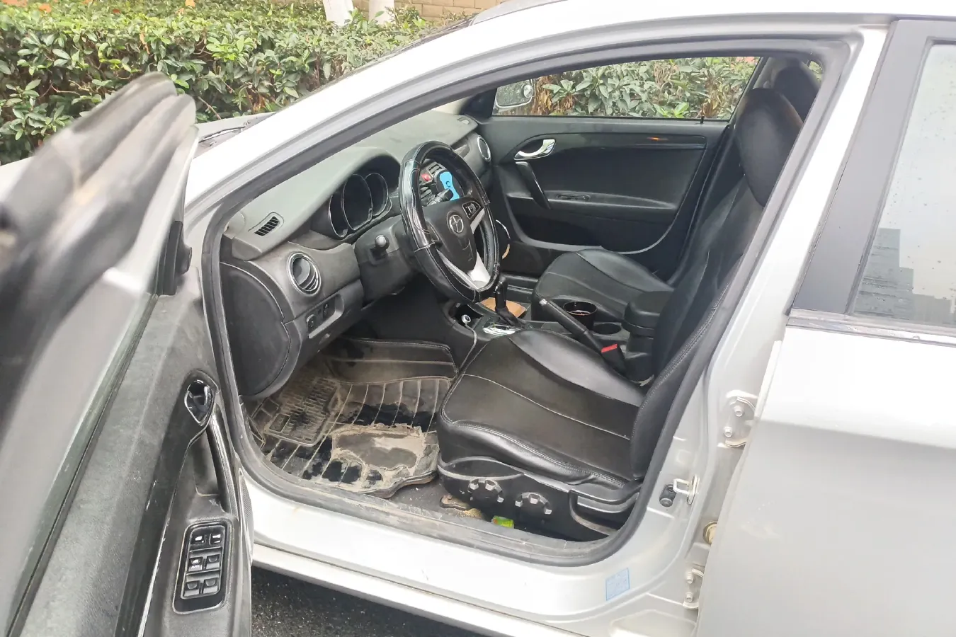 2012 JAC HeYue 1.8L 143HP L4 4AT,autocango,china used car exporter,china ev exporter,chinese used car exporter,chinese used ev exporter