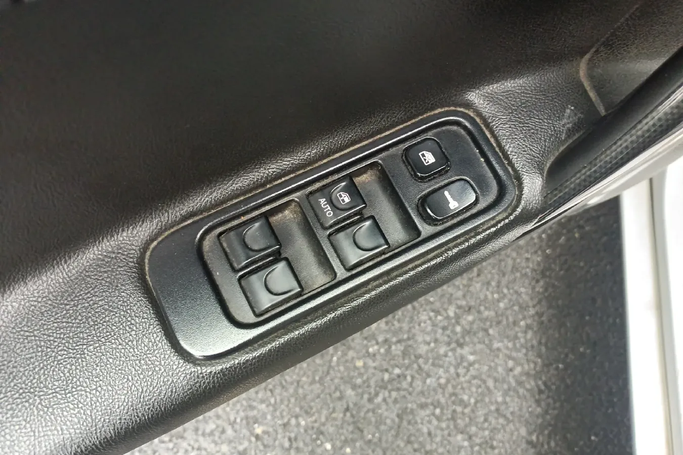 2012 JAC HeYue 1.8L 143HP L4 4AT,autocango,china used car exporter,china ev exporter,chinese used car exporter,chinese used ev exporter