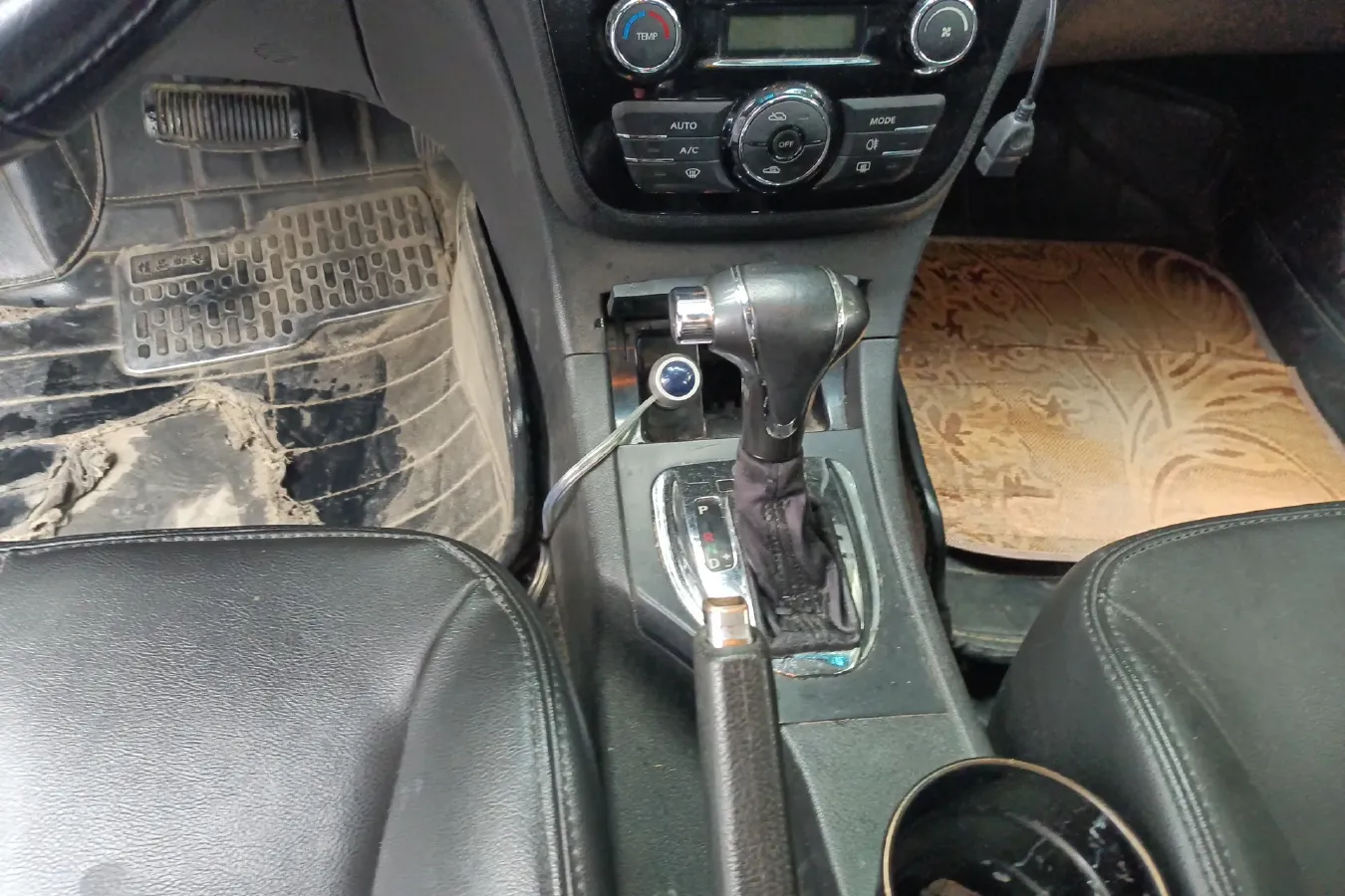 2012 JAC HeYue 1.8L 143HP L4 4AT,autocango,china used car exporter,china ev exporter,chinese used car exporter,chinese used ev exporter