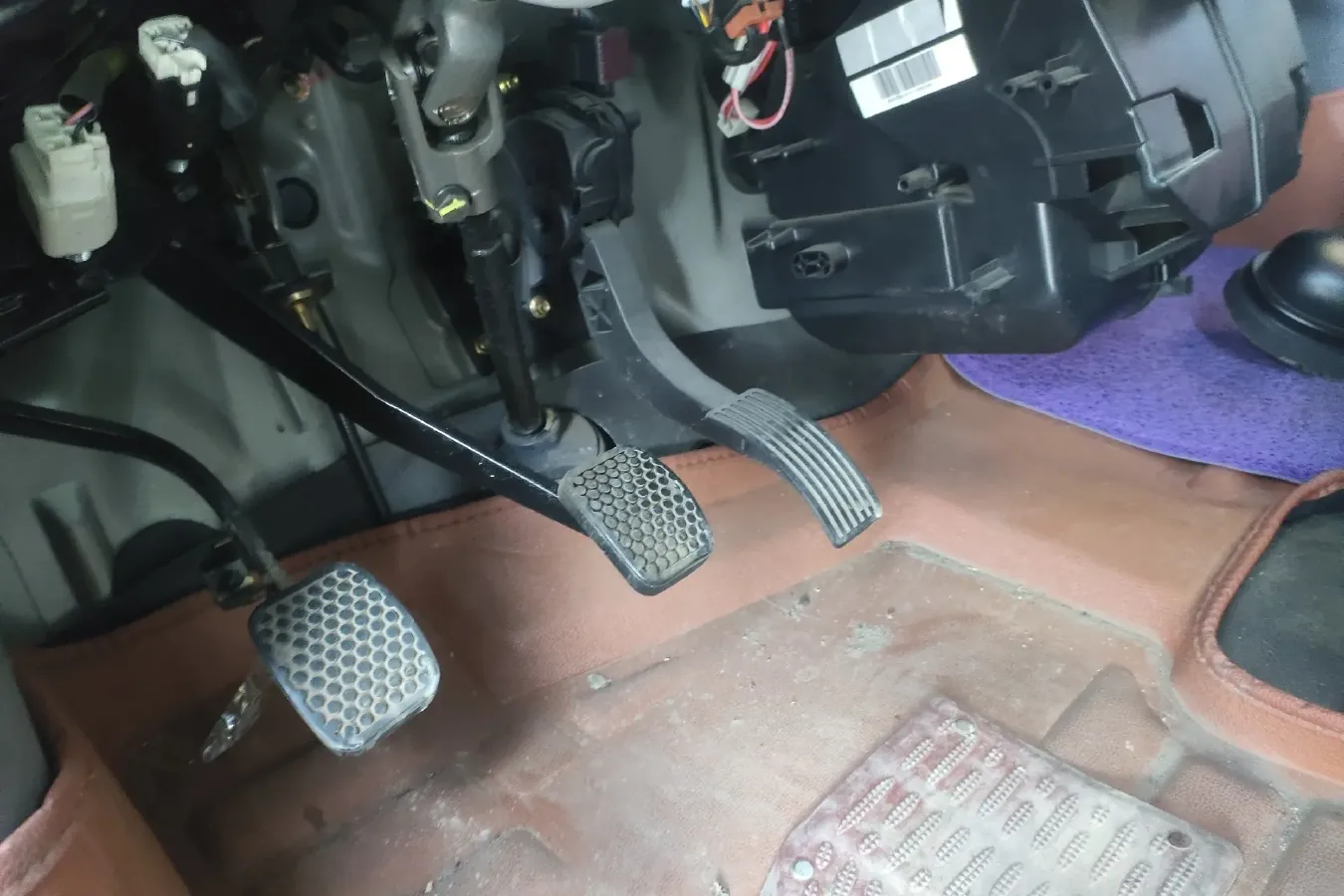 2021 ChangAn KuaYue ChangAn V3 1.2L 92HP L4 5MT,autocango,china used car exporter,china ev exporter,chinese used car exporter,chinese used ev exporter