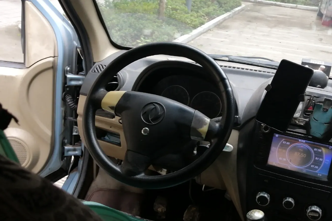 2012 DongFeng DFSK C37 1.4L 101HP L4 5MT,autocango,china used car exporter,china ev exporter,chinese used car exporter,chinese used ev exporter