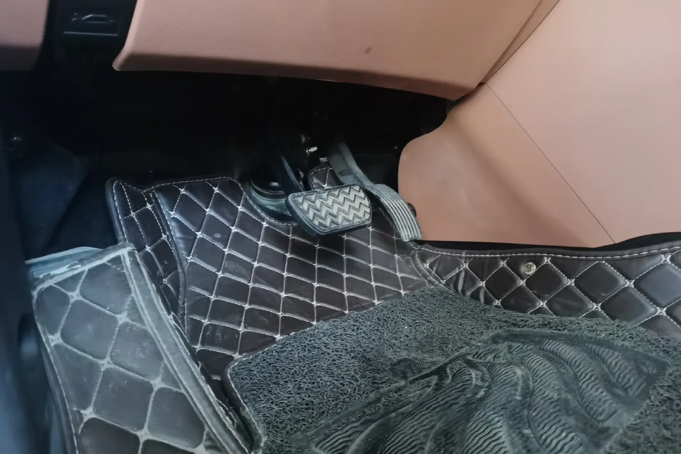 2018 BAIC Hyosow S7 1.5T 150HP L4 8AT,autocango,china used car exporter,china ev exporter,chinese used car exporter,chinese used ev exporter