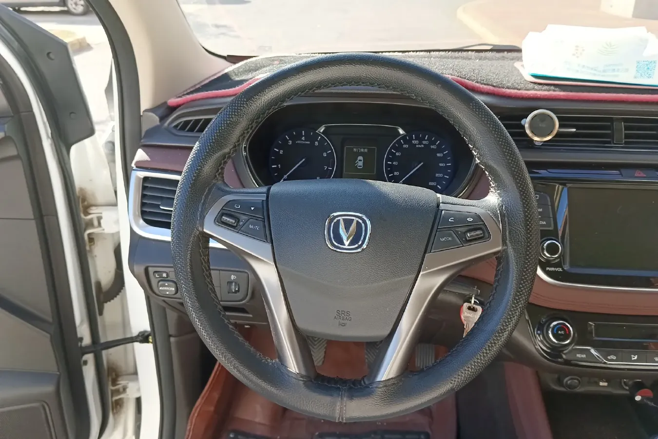 2017 ChangAn Linmax 1.5T 156HP L4 6MT,autocango,china used car exporter,china ev exporter,chinese used car exporter,chinese used ev exporter