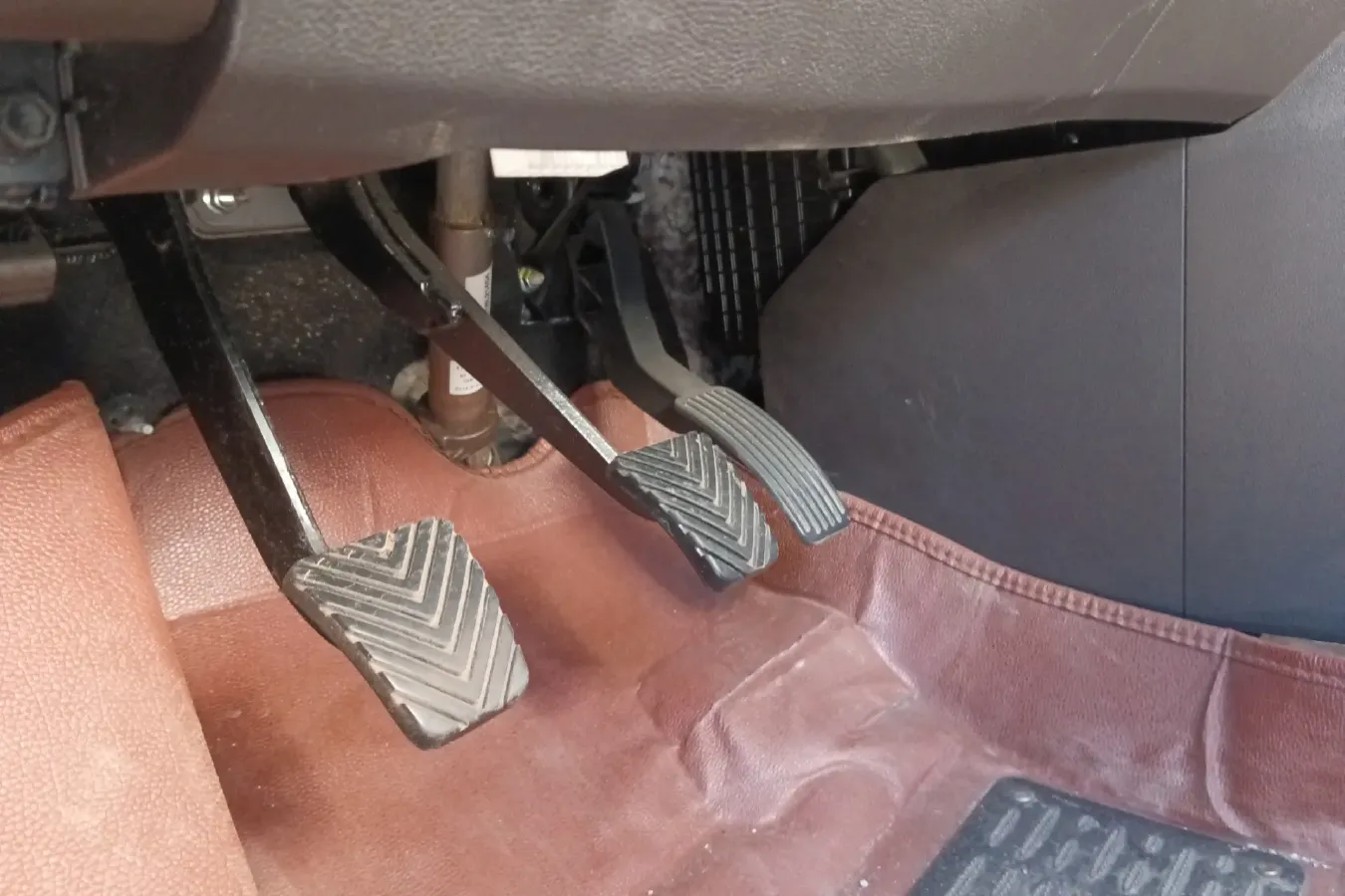 2017 ChangAn Linmax 1.5T 156HP L4 6MT,autocango,china used car exporter,china ev exporter,chinese used car exporter,chinese used ev exporter