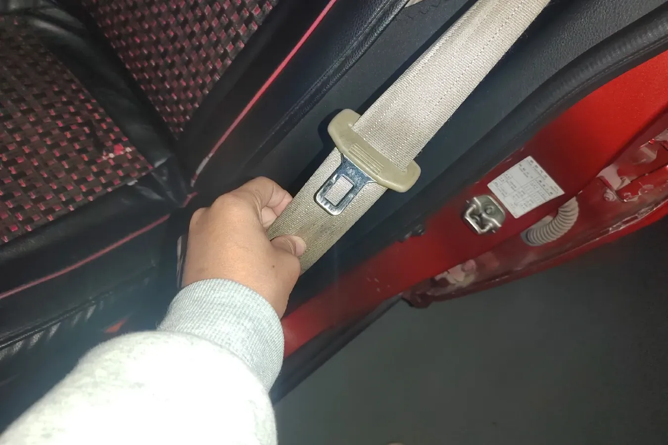 2012 Venucia R50 1.6L 117HP L4 4AT,autocango,china used car exporter,china ev exporter,chinese used car exporter,chinese used ev exporter