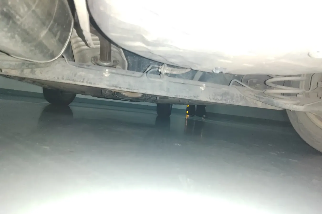 2012 Venucia R50 1.6L 117HP L4 4AT,autocango,china used car exporter,china ev exporter,chinese used car exporter,chinese used ev exporter