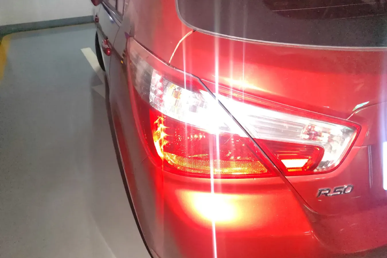 2012 Venucia R50 1.6L 117HP L4 4AT,autocango,china used car exporter,china ev exporter,chinese used car exporter,chinese used ev exporter