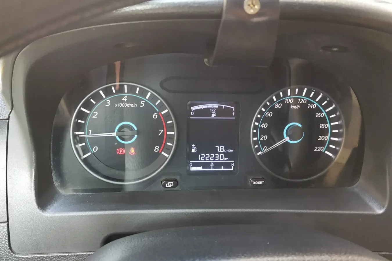 2015 DongFeng Forthing Joyear X3 1.5L 120HP L4 5MT,autocango,china used car exporter,china ev exporter,chinese used car exporter,chinese used ev exporter