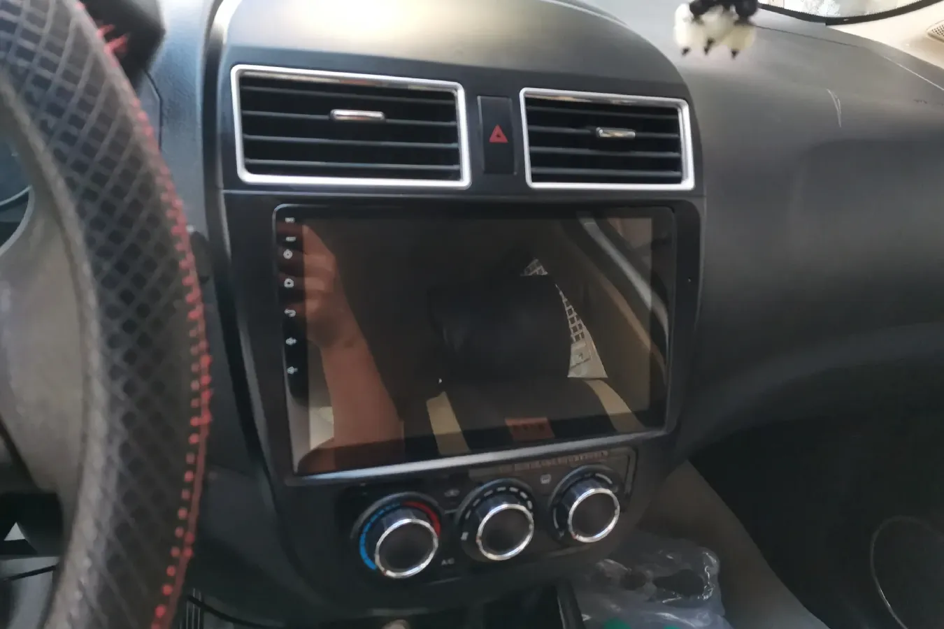 2015 DongFeng Forthing Joyear X3 1.5L 120HP L4 5MT,autocango,china used car exporter,china ev exporter,chinese used car exporter,chinese used ev exporter