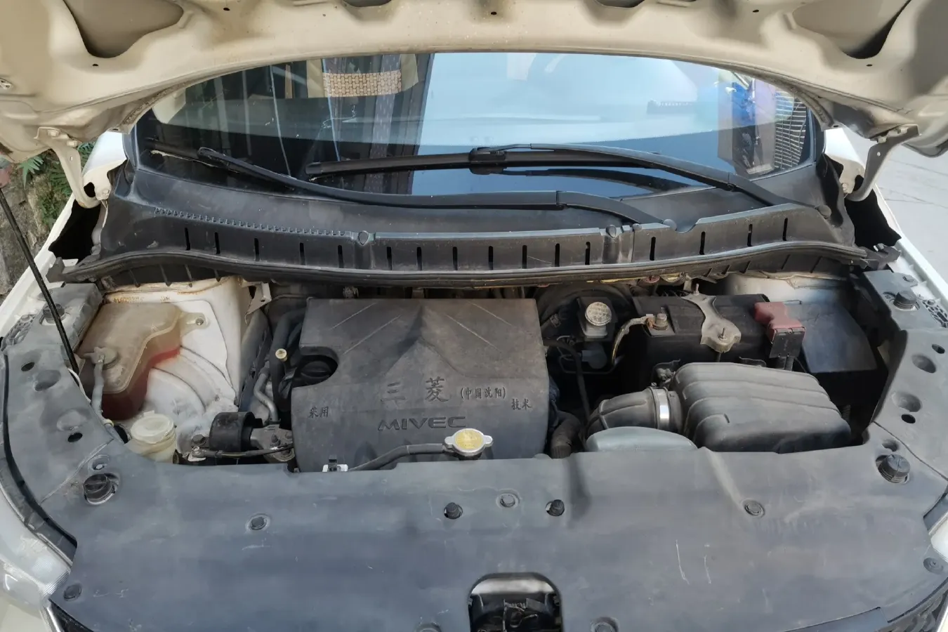 2015 DongFeng Forthing Joyear X3 1.5L 120HP L4 5MT,autocango,china used car exporter,china ev exporter,chinese used car exporter,chinese used ev exporter