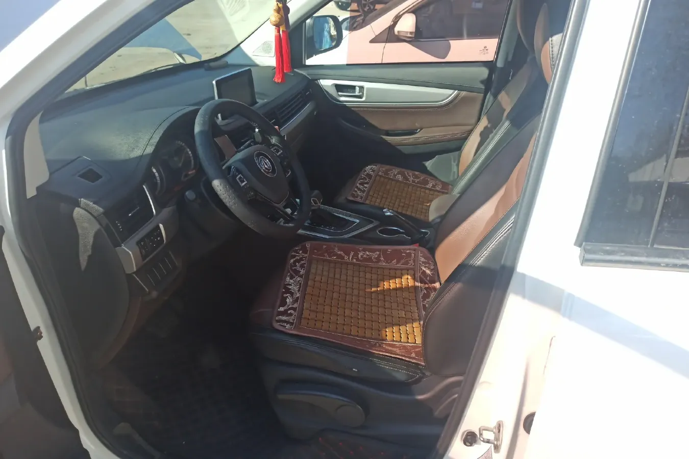 2017 DongFeng Forthing Joyear X6 1.5T 150HP L4 CVT,autocango,china used car exporter,china ev exporter,chinese used car exporter,chinese used ev exporter