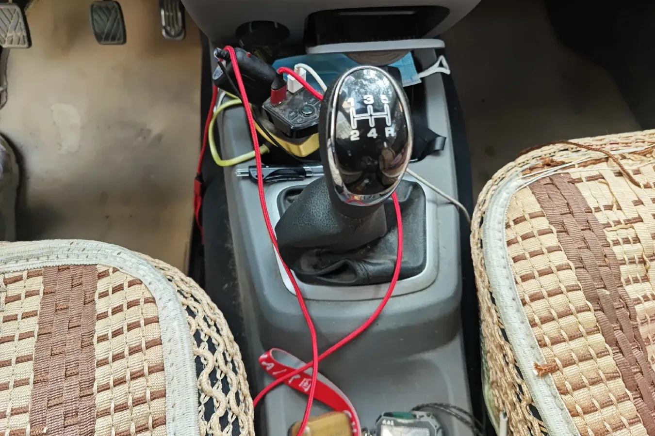 2014 BAIC WeiWang M20 1.5L 102HP L4 5MT,autocango,china used car exporter,china ev exporter,chinese used car exporter,chinese used ev exporter