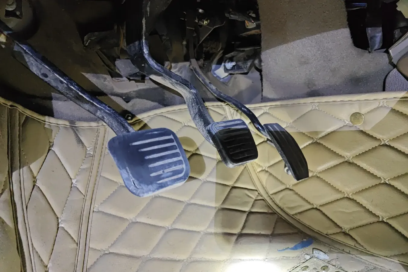 2009 Haval H3 2.0L 122HP L4 5MT,autocango,china used car exporter,china ev exporter,chinese used car exporter,chinese used ev exporter