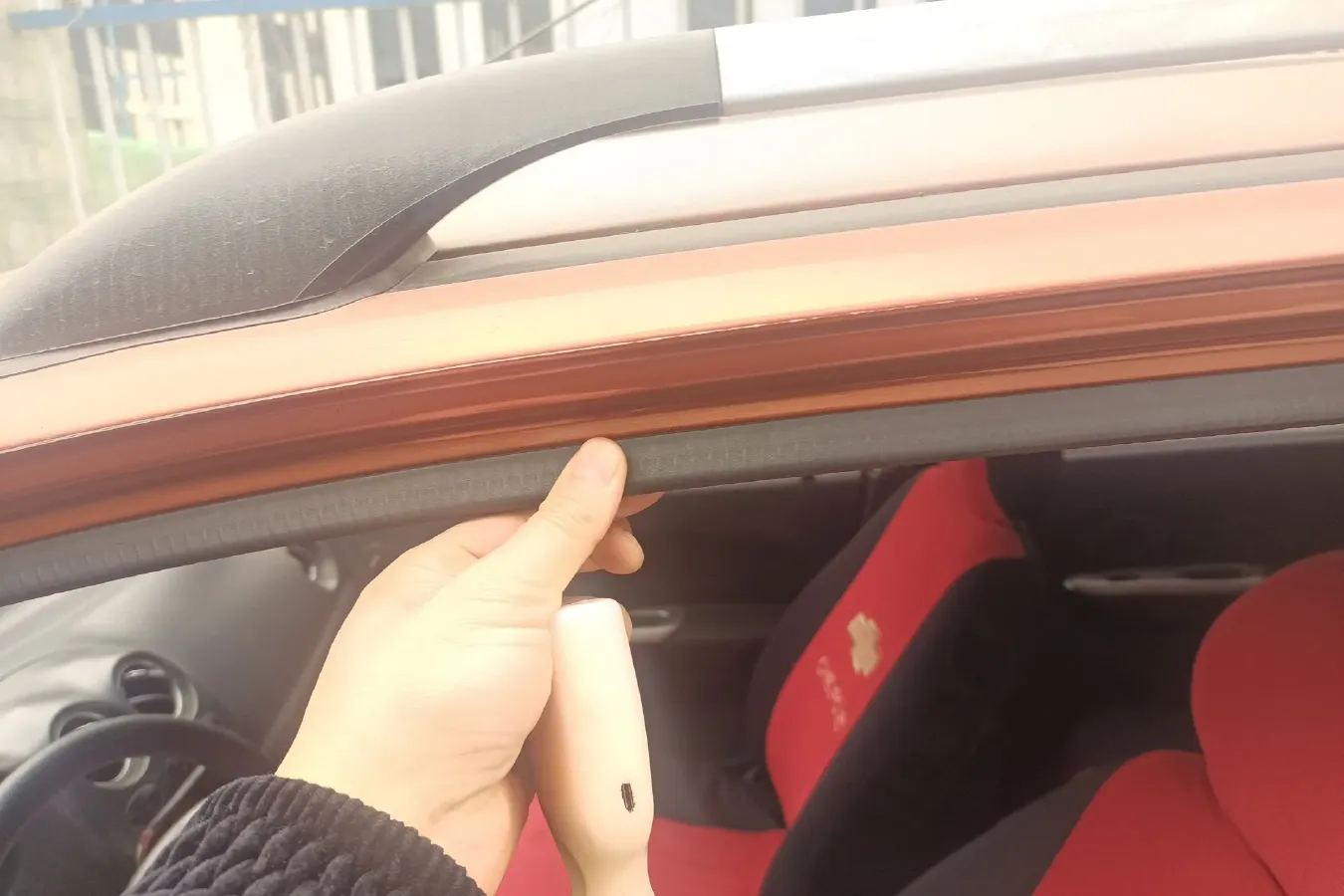 2010 BaoJun LeChi 1.2L 86HP L4 5MT,autocango,china used car exporter,china ev exporter,chinese used car exporter,chinese used ev exporter